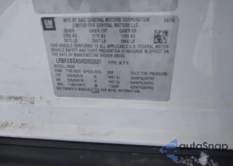 2017 Buick Envision Essence z USA, uszkodzony, nr VIN LRBFXBSA5HD053027